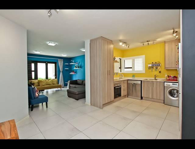 2 BEDROOM APARTMENT FOR SALE IN OBSERVATORY